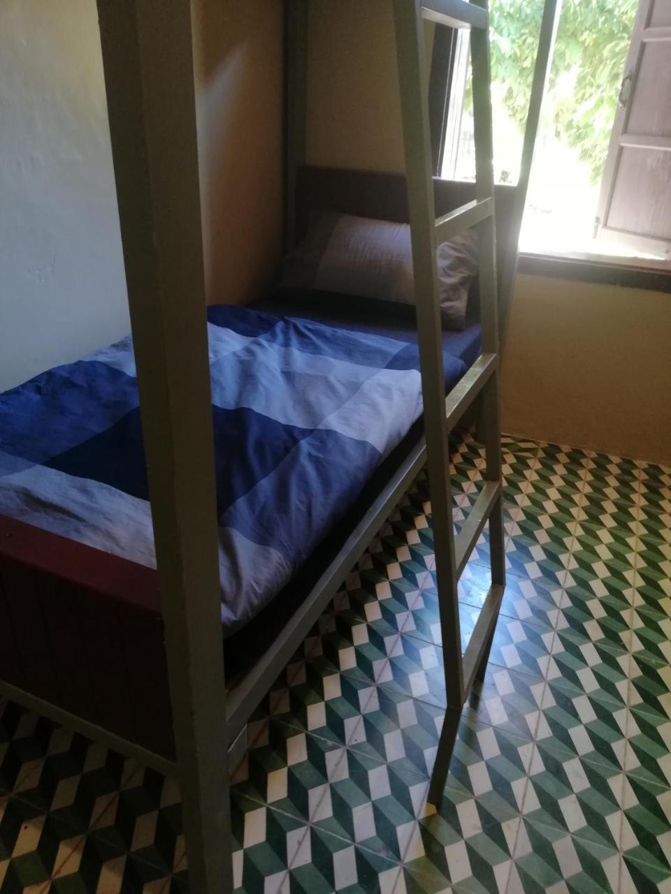 Bike&Bed Hostel Thakhek Bagian luar foto