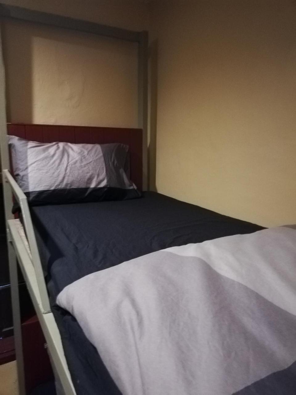 Bike&Bed Hostel Thakhek Bagian luar foto